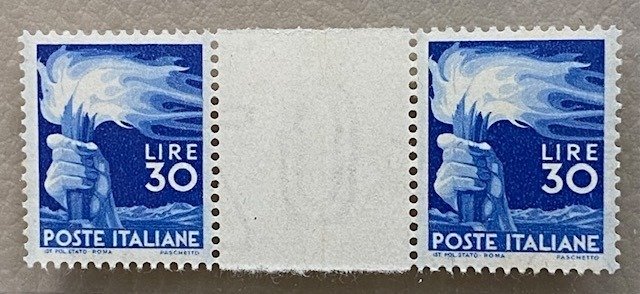Italia 1945 - lire 30 Democratica interspazio di gruppo, filigrana lettere MNH** - Unificato N. 563