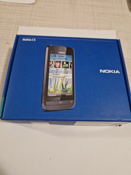 Nokia C5 - Handy (1) - In der original verschweißten Verpackung