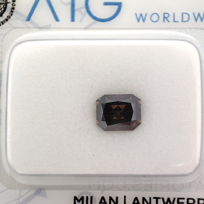 Diamant - 0.74 ct - Radiant - Fancy Dark Brown - VS1 *No Reserve Price*