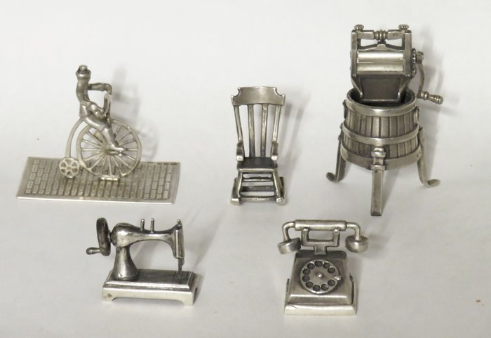C.A. Stout e.a. - Miniaturfigur - Miniatuur zilver  (5) - Silber