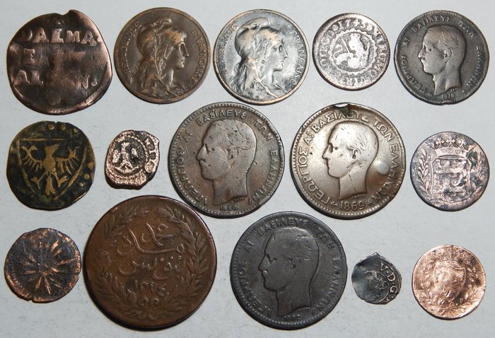 Verden. Lote de 15 monedas En su mayoría siglo XIX  (Ingen mindstepris)