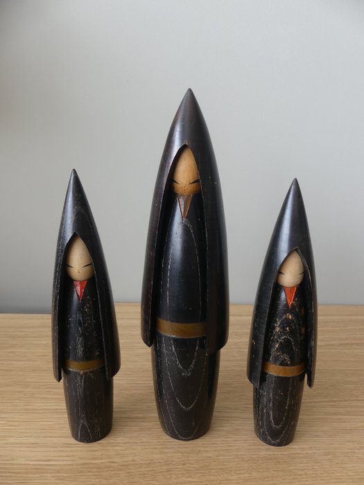 三个复古木芥子在美浓，21 至 26 厘米 - 木 - Shozan Shido - 日本 - Shōwa period (1926-1989)