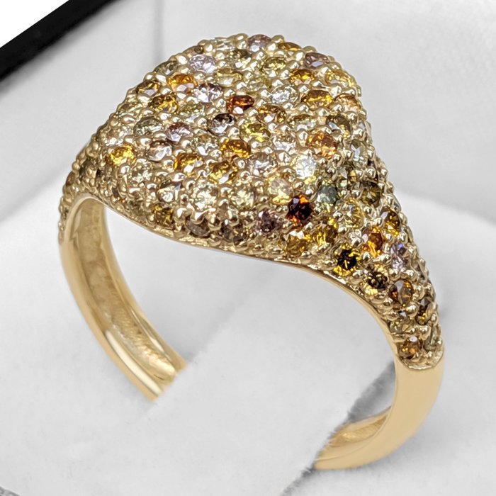 Ohne Mindestpreis - Ring - 14 kt Gelbgold -  1.15 tw. Diamant  (Natürlich farbig) 