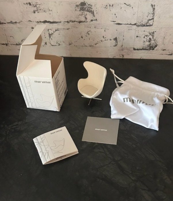 Minimii - Arne Jacobsen - Tuoli - Miniature Egg tuoli - Polyuretaania ja ruostumatonta terästä