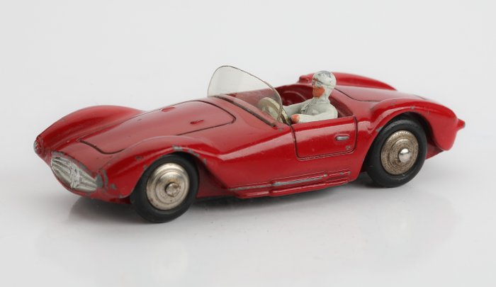 Dinky Toys 1:43 - Coupé miniature - ref. 22A Maserati 2000 Sport