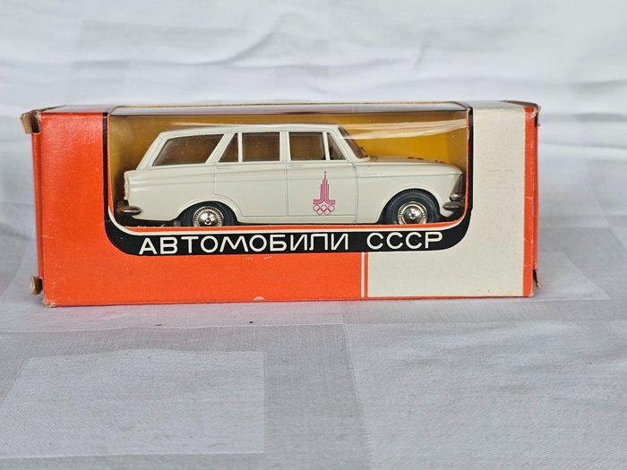 1:43 - Modellino di auto - Soviet Moskvitch 427 - giochi olimpici anni '80 in edizione limitata