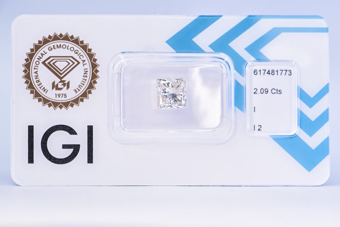 1 pcs 鑽石 - 2.09 ct - 公主方形 - I(極微黃、正面看為白色) - I2   VG  No Reserve Price