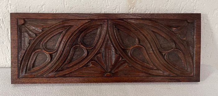 Relieve, Neo-Gotisch houtsnijwerk - 45.5 cm - Roble