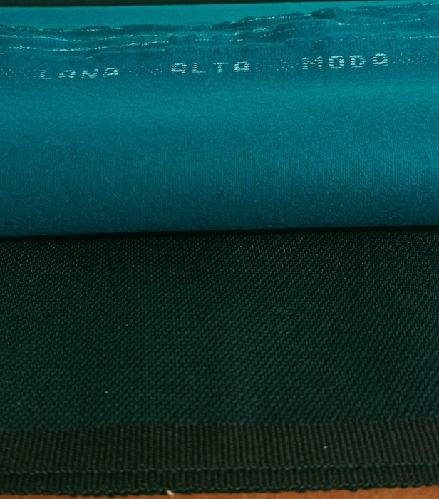 250x125 cm + 220x150 cm - Due eleganti tessuti in pura lana - Polsterstoff (2)