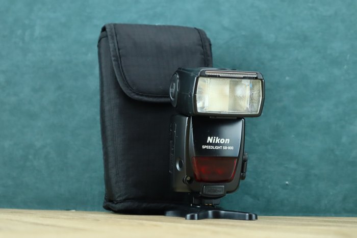 Nikon speedlight SB-800 Blitz