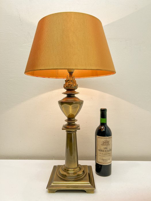 Bordslampa - Imponerande gammal bordslampa i mässing