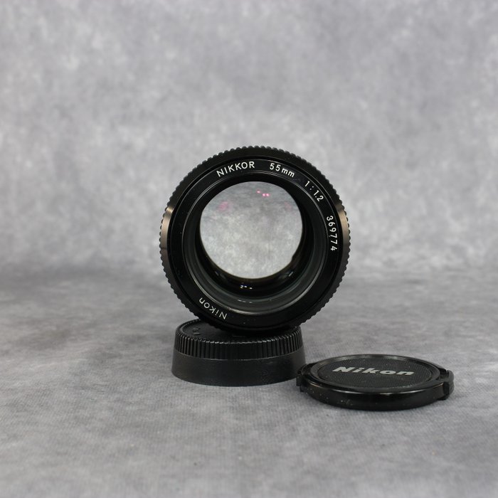 Nikon nikkor 55mm 1:1.2 Prime lens