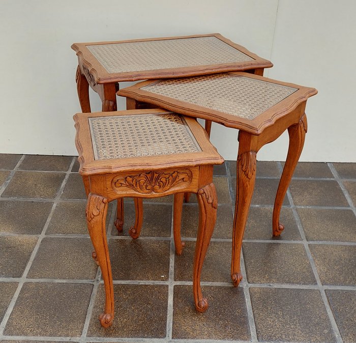 Nesting tables - 三張邊桌 - - 橡木、玻璃、柳條