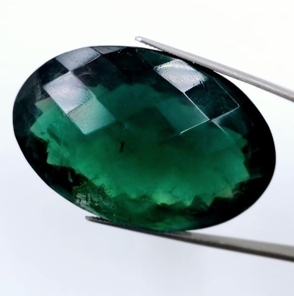 deep green Fluorite - 239.88 ct
