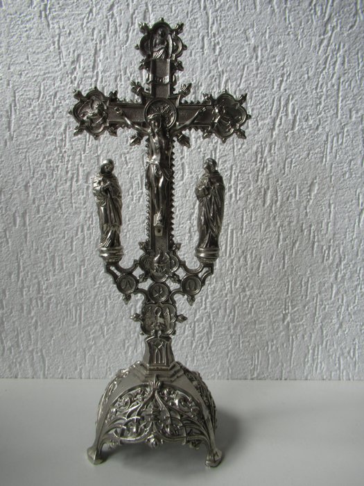 Crucifix - Spelter - 1900-1910