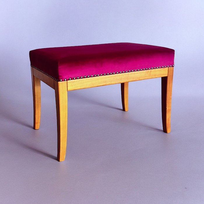 小凳子 - 木, 紡織品