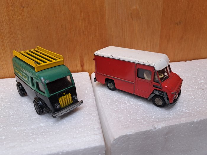 Lion Toys 1:43 - Miniatura de camião - Renault en Commer - anos 60