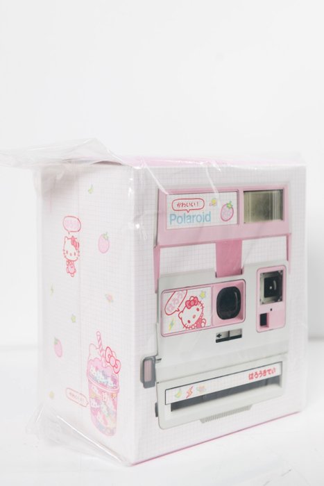 Polaroid 600 Hello Kitty strawberry kawaii Instant fényképezőgép