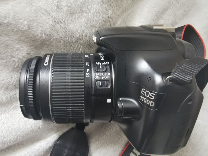 Canon EOS 1100D + EF-S 18-55 IS 数码反光相机 (DSLR)
