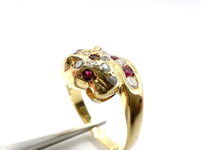 Δαχτυλίδι - 18 καράτια Κίτρινο χρυσό -  0.24 tw. Διαμάντι - Ρουμπίνι 