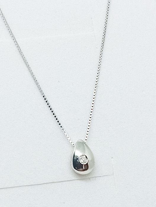 No Reserve Price - Necklace with pendant - 18 kt. White gold -  0.05 tw. Diamond 