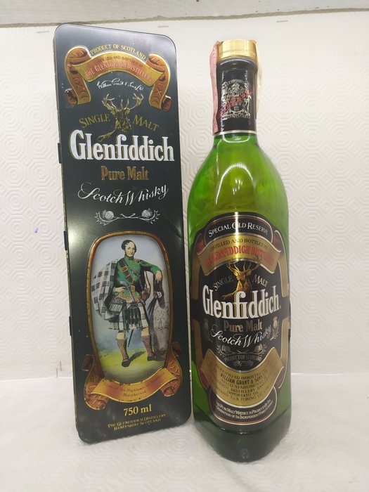 Glenfiddich - Clans of the Highlands Clan Macpherson - Original bottling  - b. 1980‹erne - 75 cl