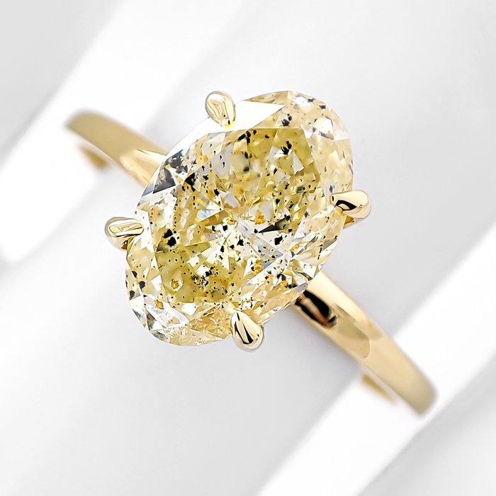 Utan reservationspris - 2.01 Carat Fancy Yellow Diamond Solitaire - Ring - 14 kt Gult guld 