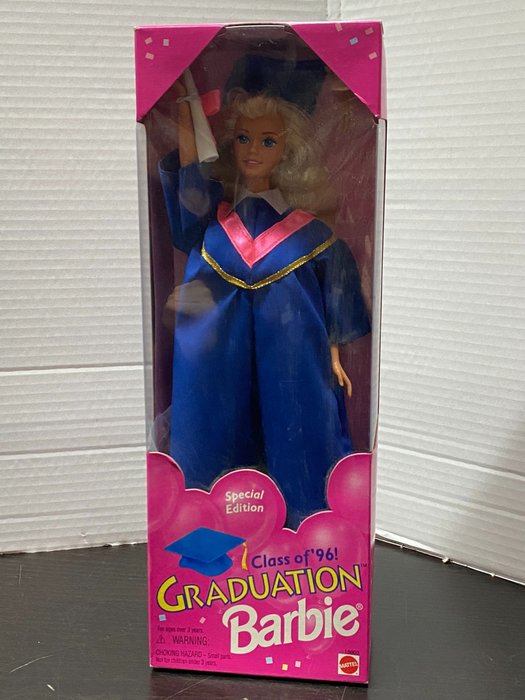 Mattel  - Poupée Barbie Vintage 1995 Mattel Barbie Graduation Doll Class of '96 Special Edition #15003