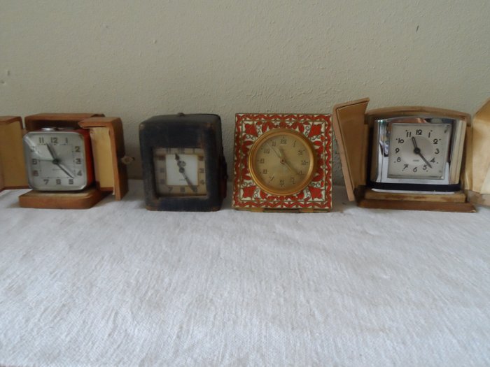 鬧鐘  (4) - 黃銅、鎳、玻璃 - 1930-1940