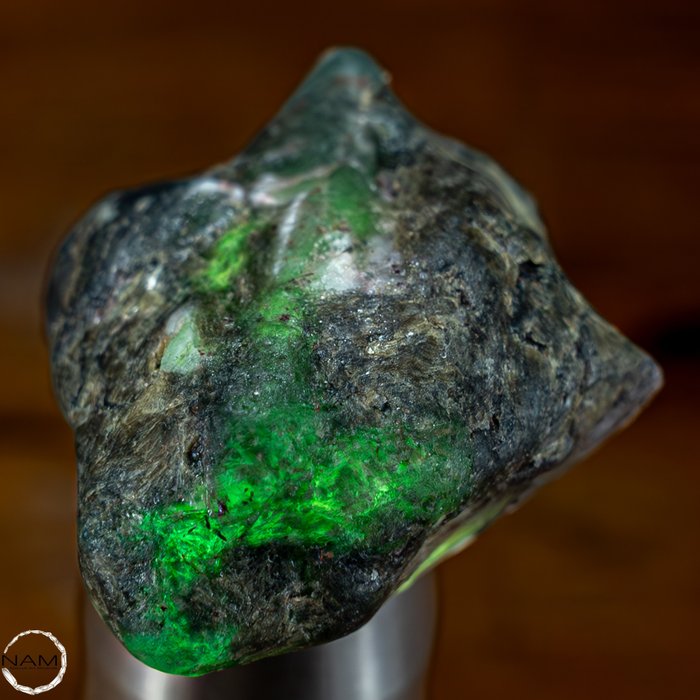 大號珍貴哥倫比亞祖母綠 水晶，未經處理 165.5 克拉- 33.1 g