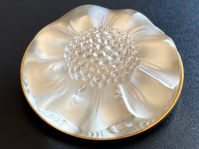 Lalique - “Fleur” - Kristall, vergoldet - Brosche