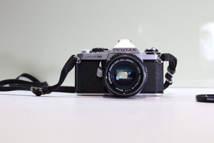 Pentax ME super + 50mm F1.7 Analogue camera