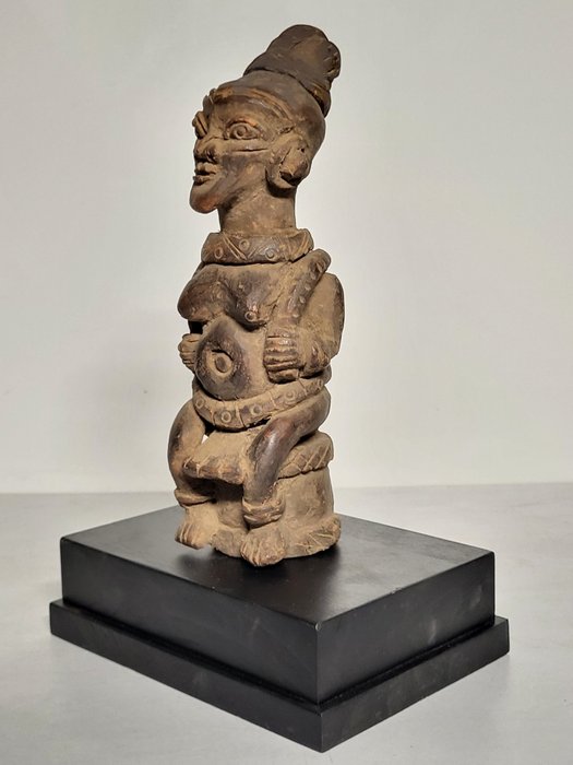 Ancestor statue - Bamoun - Cameroon  (No Reserve Price)