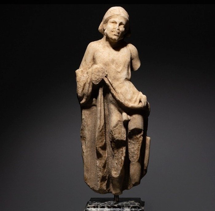 Antikens Grekland Marmor Priapus skulptur. 2:a - 1:a århundradet f.Kr. 24 cm höjd. Spansk exportlicens