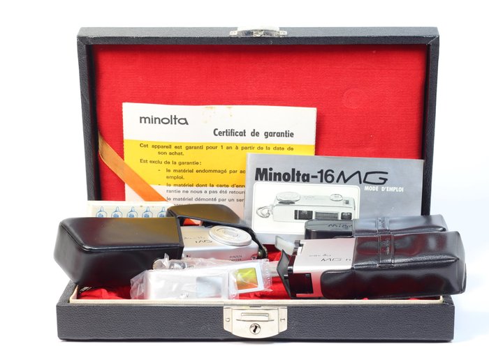 Minolta 16-MG Analoginen kamera