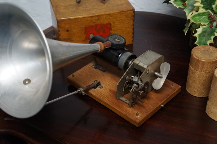 Pathe, Pathe - Model O Gramófono reproductor de 78 rpm