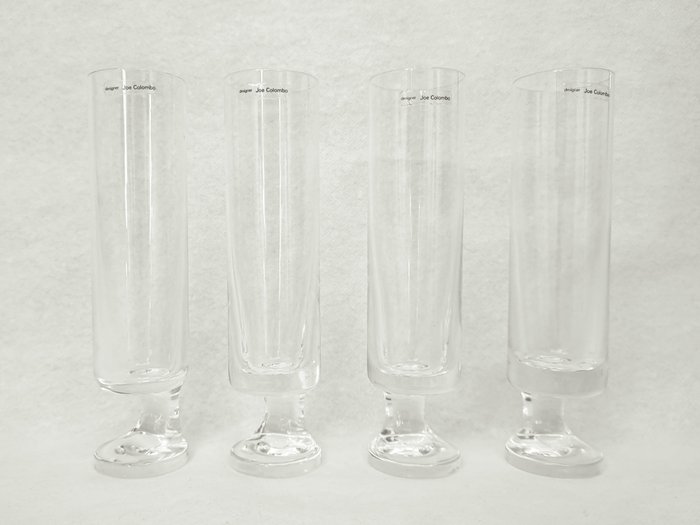 Arnolfo di Cambio Joe Colombo - Conjunto de copos de bebidas diversas (4) - Conjunto de taças de fumaça para champanhe - Cristal italiano