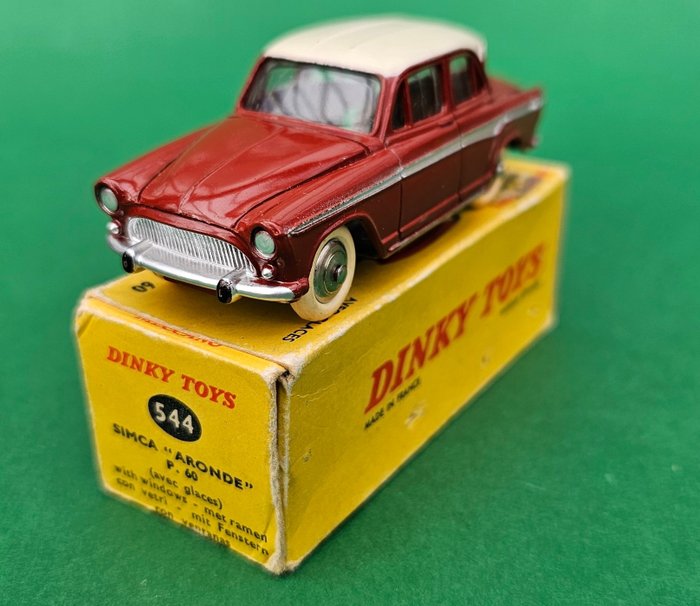 Dinky Toys 1:43 - 模型面包车 - ref. 544 Simca Aronde P60