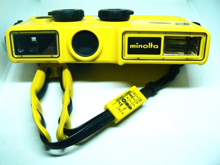 Minolta Weathermatic A (Japan 1980). Scuba camera