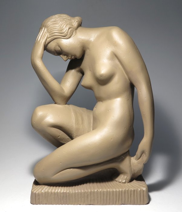 László Gabay (1897-1952). - Sculptură, Art Deco Lady (33cm) - 33 cm - Ceramică - 1940