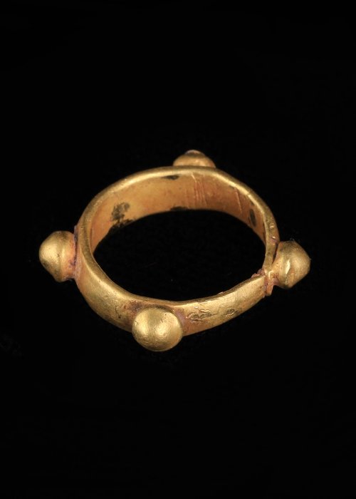 古羅馬 金色 帶顆粒的環