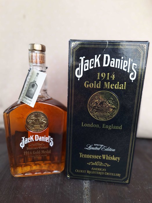 Jack Daniel's - 1914 Gold Medal - signed  - b. 2001  - 75厘升