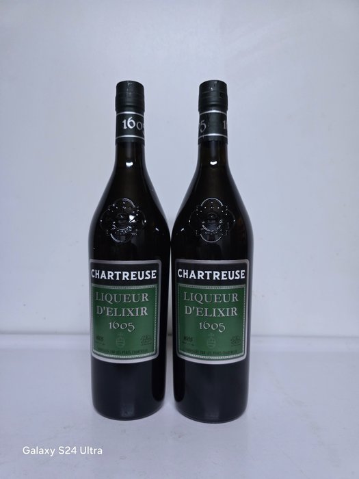 Chartreuse - Liqueur d'Elixir 1605  - b. 2023 - 70 cl - 2 flaschen