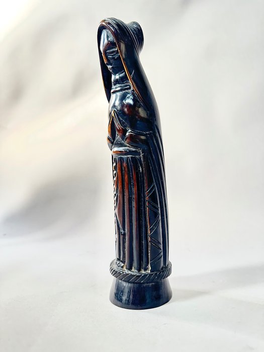 Christliche Objekte - Afrikanische „Belgisch-Kongo“-Statue einer Missionsschwester - Horn - 1920-1930