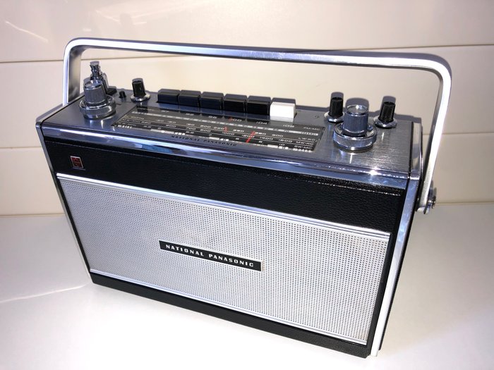 National Panasonic - RF-895L - World radio