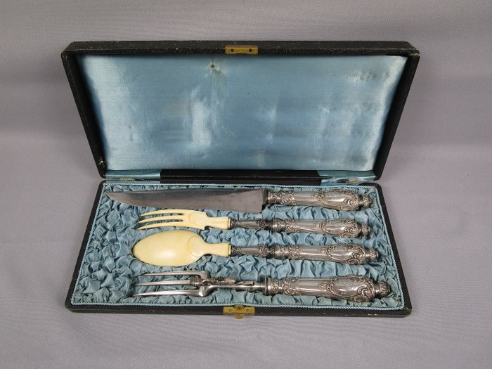 Cutlery set - Antique carving cutlery & salad servers - Minerva head hallmark / 950 silver - France around 1850