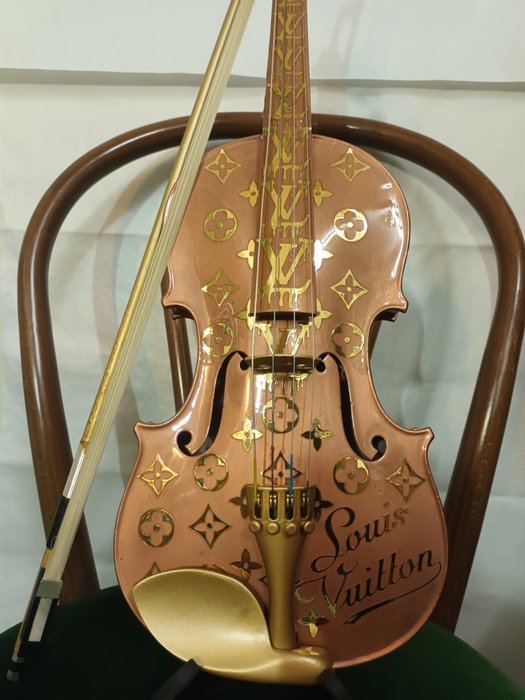 fppopart - Louis vuitton violon cuivre laqué class line(1/4 48 cm)