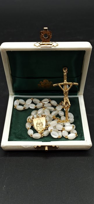 Rosary - Pope (Saint) John Paul II Gift from a Private Audience Seeds in Glass Paste - 1979