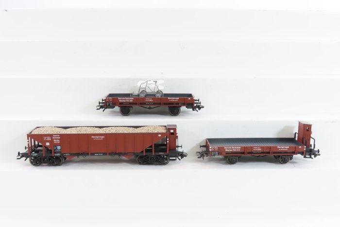 Märklin H0 - 47901 - Zestaw modeli wagonu towarowego (1) - 3-częściowy zestaw wagonów towarowych „Gleisbau-zug mit draisine” z 2-osiowym wagonem niskootwartym - DRG