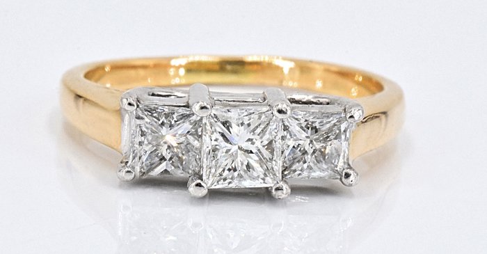 Ohne Mindestpreis - Ring - 14 kt Gelbgold -  1.01 tw. Diamant  (Natürlich) 